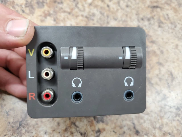 11-17 Honda Odyssey Vlr Tv Input Audio Input Headphone Jack M45519 Hpj Tk8 Oem