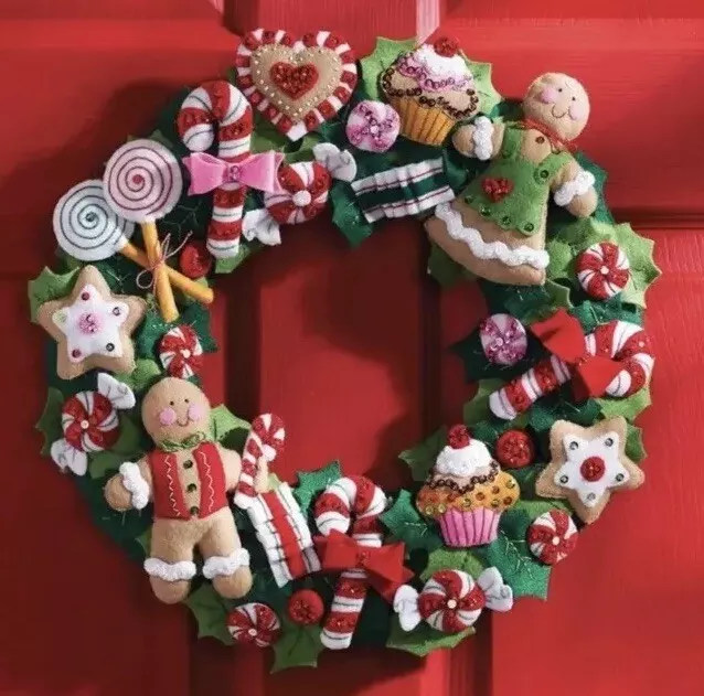 Bucilla Felt Wreath Applique Kit 15 inch Round Cookies & Candy 86264