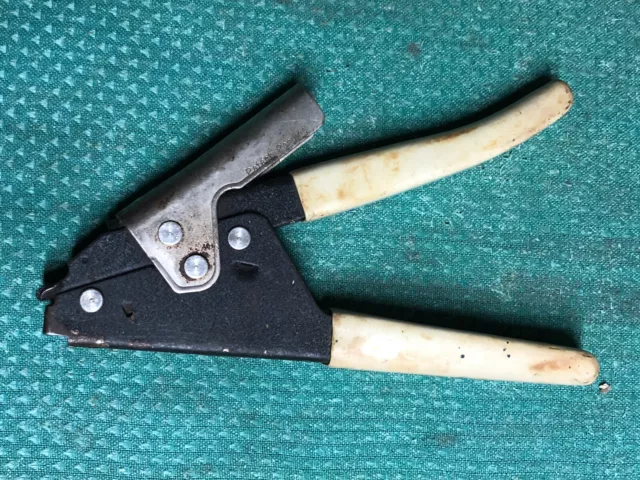 Malco TY4 Nylon Cable Tie Tensioning Tool with Manual Cut-off HVAC Tool
