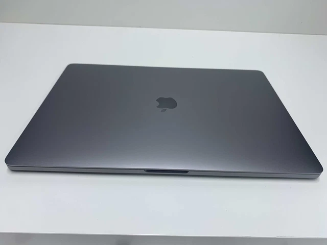 Apple MacBook Pro 16" (512Go SSD, Intel Core i7 9ème Gén., 2,60 GHz, 16Go)...