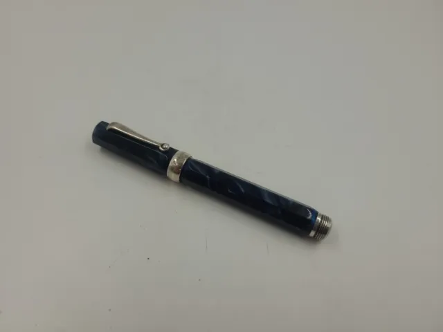 https://www.picclickimg.com/0e4AAOSwTXJlmhUh/Montegrappa-1912-Sterling-Silver-Rollerball-Pen.webp