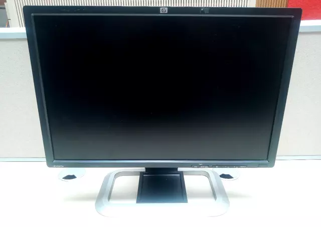 HP LP2475w 61 cm (24 Zoll) 16:10 LCD Monitor - Carbonite/Silber