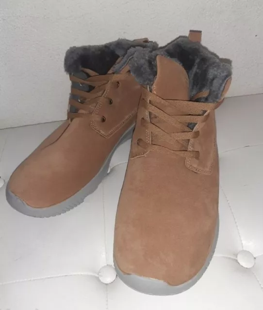 Chaussures Hiver Fourrées Taille 46 Neuves