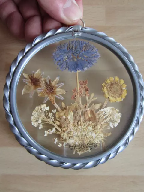 Imagen de ventana de vidrio acristalamiento de plomo redondo con flores de paja de Colorado