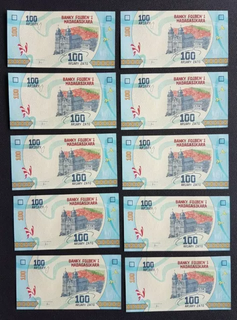 Afrique - Africa - African Notes - Lot 10 Billets 100 Ariary Madagascar Neuf.