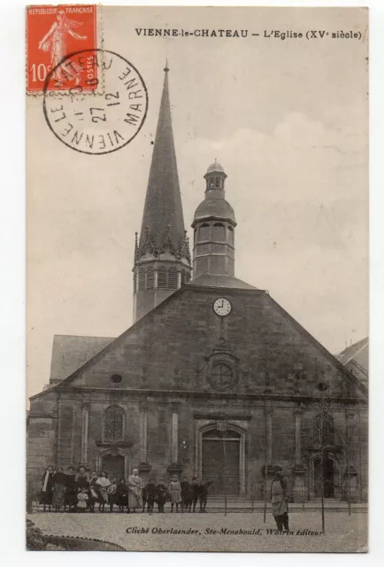 VIENNE LE CHATEAU - Marne - CPA 51 - un groupe d'enfants à l'église