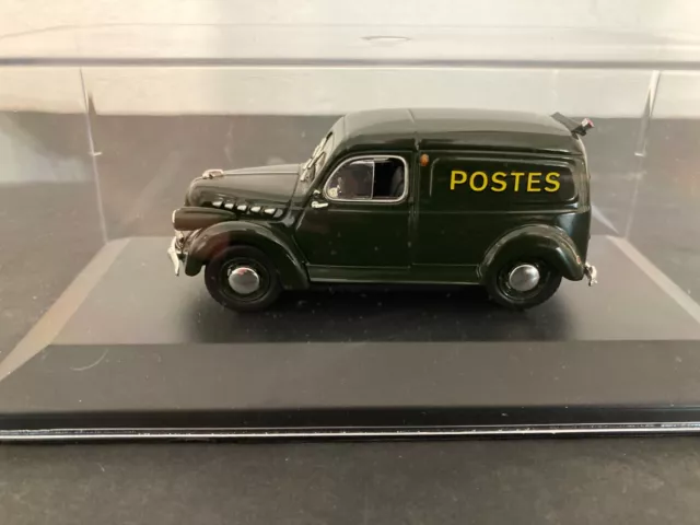 1/43 UH Panhard Dyna X fourgonnette Postes 1952 TBE +boite vitrine neuve ajoutée