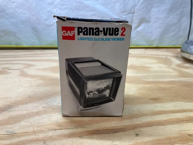 GAF Pana-Vue 2 Lighted 2 x 2 Slide Viewer - Vintage 35mm With Box Works