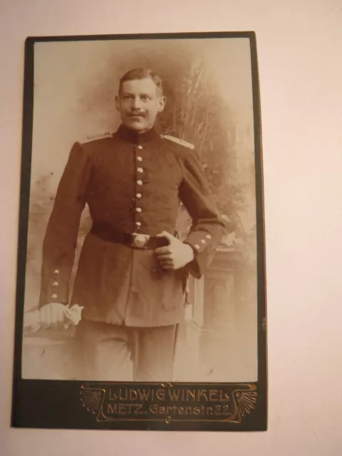Metz - stehender Soldat in Uniform - Regiment Nr. 3 oder 8 ? - Portrait / CDV