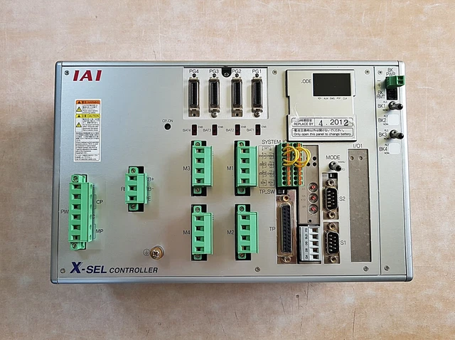 IAI XSEL Controller  XSEL-P-4-100AB-100A-100AB-100A-CC-E-EEE-0-2 free ship