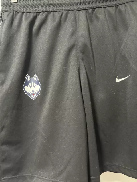 Nike UCONN Huskies Spotlight Basketball Team Short Men's M Black NWT $45 AT5407 Nike UCONN Huskies Spotlight Basketball Team Short Men's M Black NWT $45 AT5407