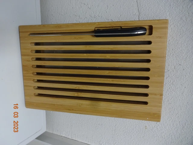 Brotschneidebrett, massives Teak + hochwertiges Brotmesser