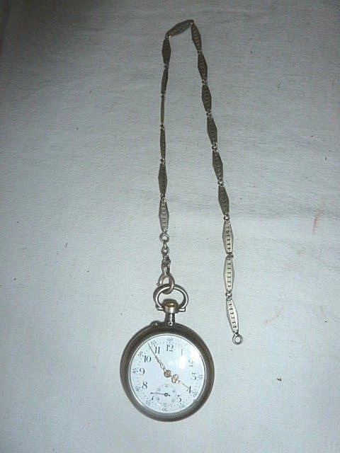 Montre De Poche Ancienne Revue G.T En Argent Massif Niellé, Mouvement Suisse Ancre, Fin 19ème Siècle