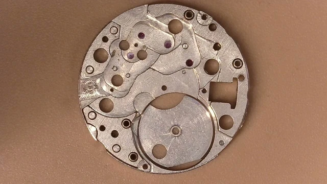 MOUVEMENT MECANIQUE MONTRE LIP R166 A REVISER