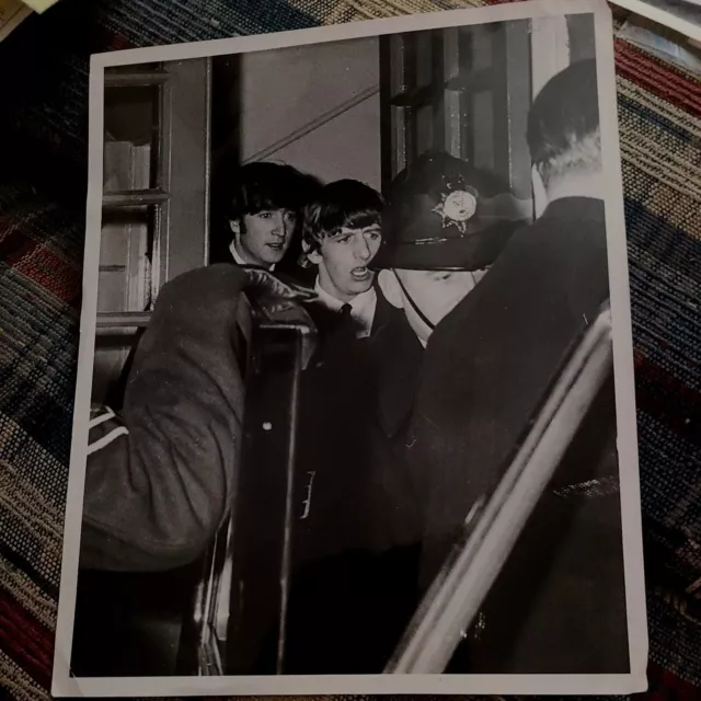 1964 The Beatles At Chelsea Station London British Music Group Photo Rock Band