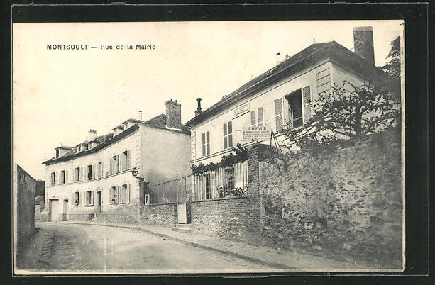 CPA Montsoult, Rue de la Mairie, vue de la rue