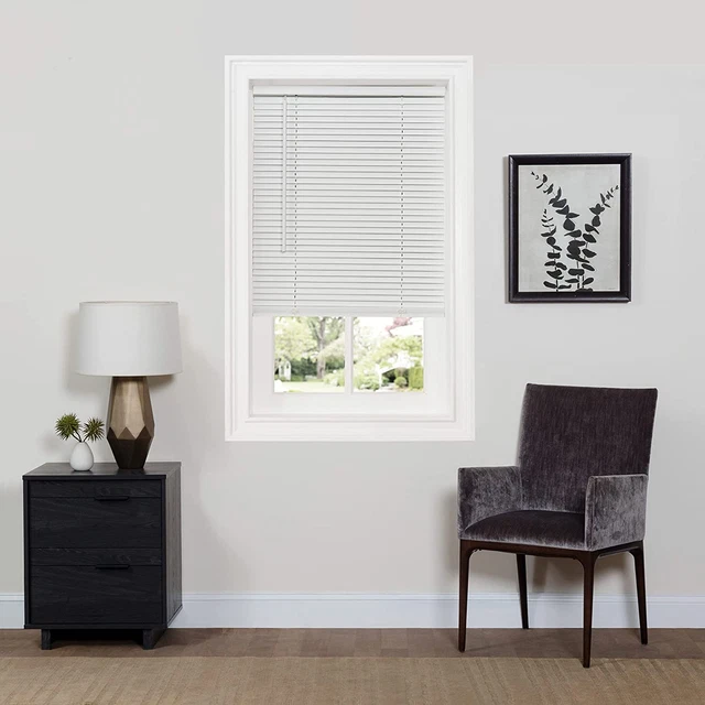 Mini persiana inalámbrica para oscurecimiento de habitación - 35 pulgadas de largo, 64 pulgadas de altura, 1" Slat Si