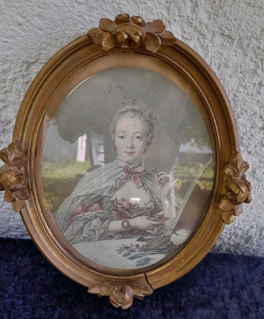 ancien cadre ovale en bois doré et fleurs en relief reprod François Boucher