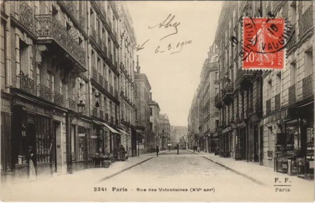 CPA PARIS 15e - Rue des volontaires (156603)
