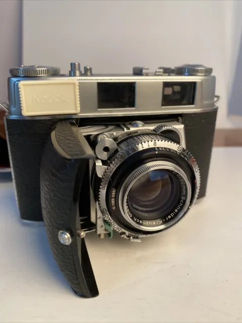 súper limpio Kodak Retina IIIC (gran C) + lente Schneider Xenon 2,0/50 mm con estuche