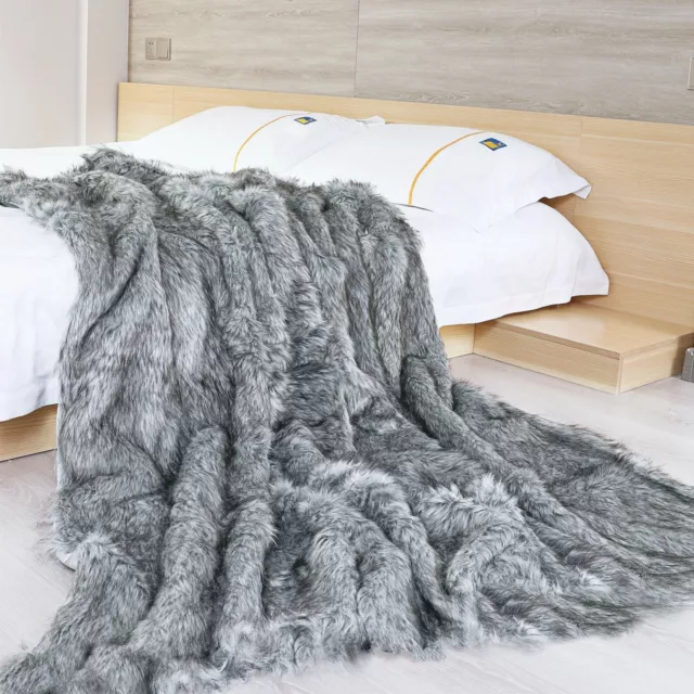 SALE: Grey Luxury Faux Fox Fur Blanket /Throw Fake Fur Throw Bedspread Comforter