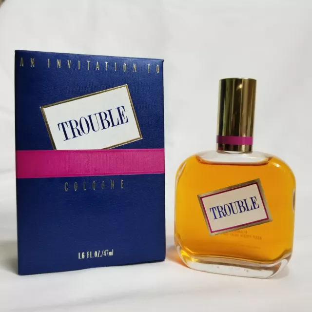 An Invitation To Trouble Por Revlon 1.6 oz / 47 ML Cologne Splash para Mujer