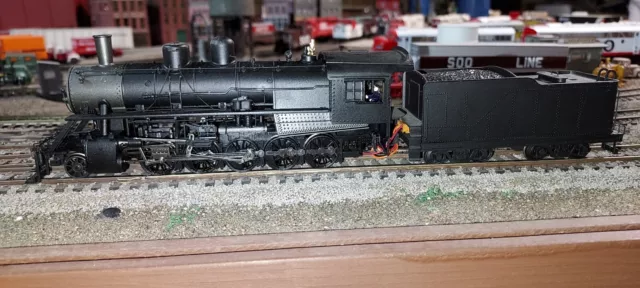 HO Scale Steam Locomotive 2-10-0 Unlettered