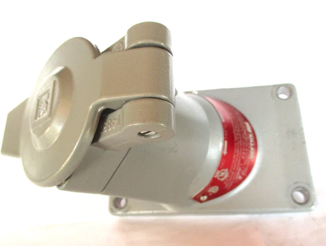 Killark UGRO-20232QW Acceptor Receptacle /Switch 250V, 2Pole 20A Hazard Location