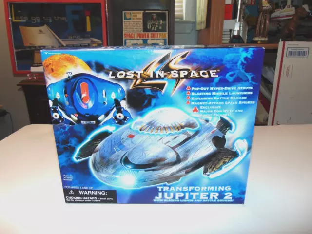 Transforming Jupiter 2 Lost In Space 1997 New Nrfb Mib Trendmasters