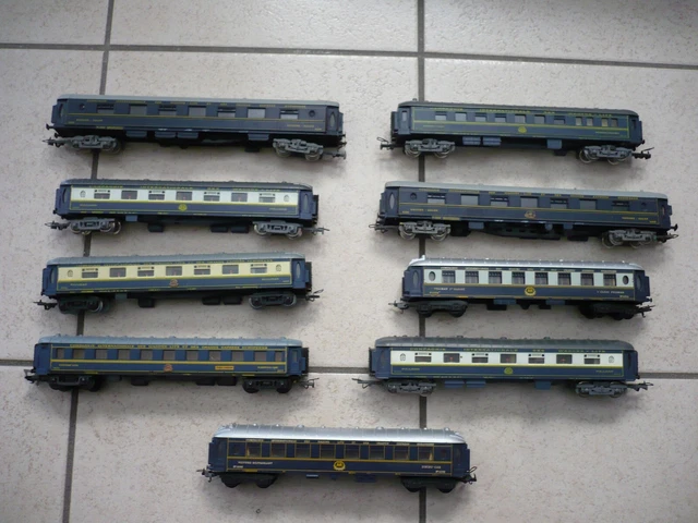 LOT WAGONS LIMA liliput.lima.lilipute.locomotive.train electrique. EUR 15,50 - FR