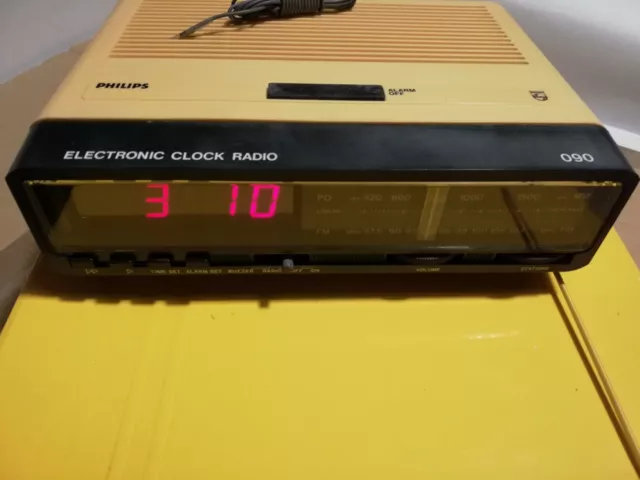 ANTENNA TV PORTATILE Philips Sbc 8510 Amplifica Vintage Funzionante  Tevisore EUR 27,00 - PicClick IT