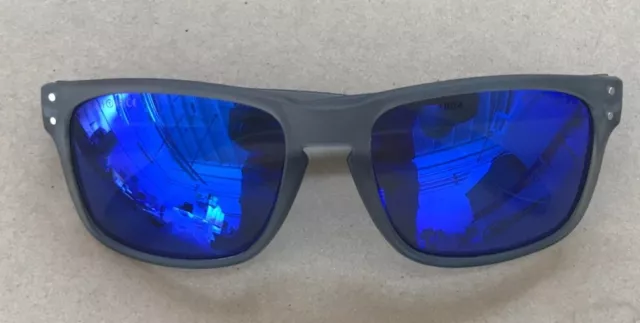 Occhiali Da Sole Unisex Pegaso Rocky Montatura Fume' Lenti Specchiate Blu