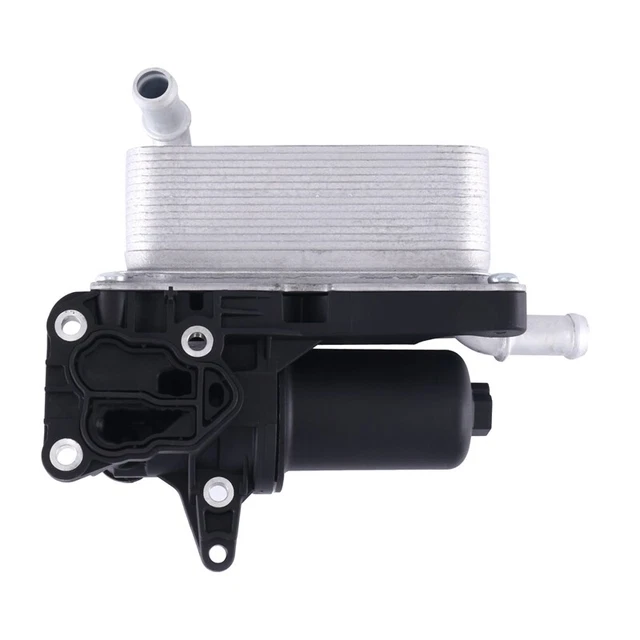 Radiatore Olio Trasmissione Motore A2465010501 per Mercedes CLA GLA 180 200 C5M5