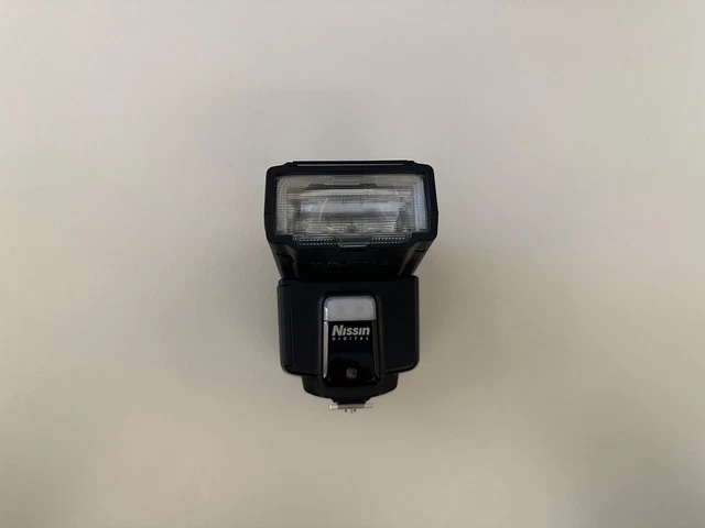 Nissin i40 Blitzgerät - Schwarz - fast wie NEU - ideal für Einsteiger
