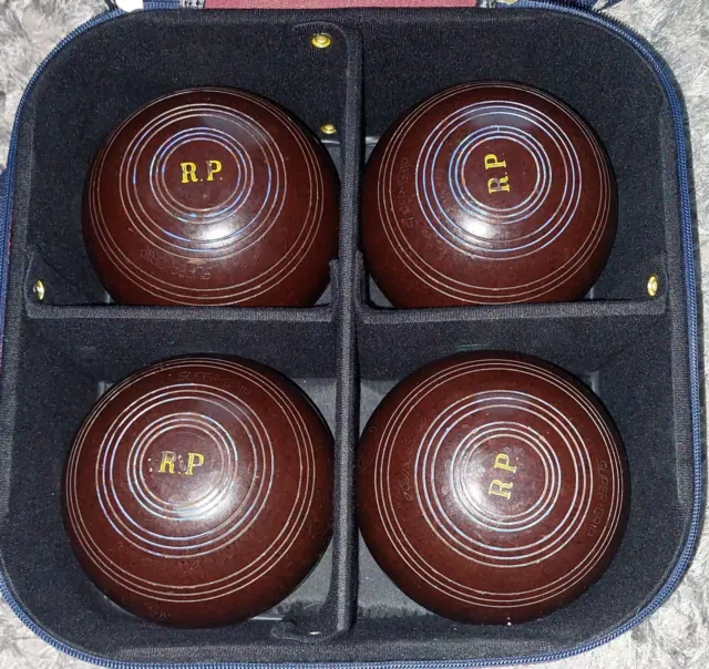 4 Henselite Championship Super Grip Indoor Bowls, Size 5 1/16 Heavy