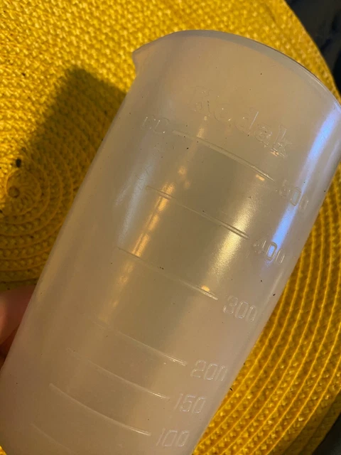 Kodak Film Developing Chemical Beaker Measuring Cup (DE2)