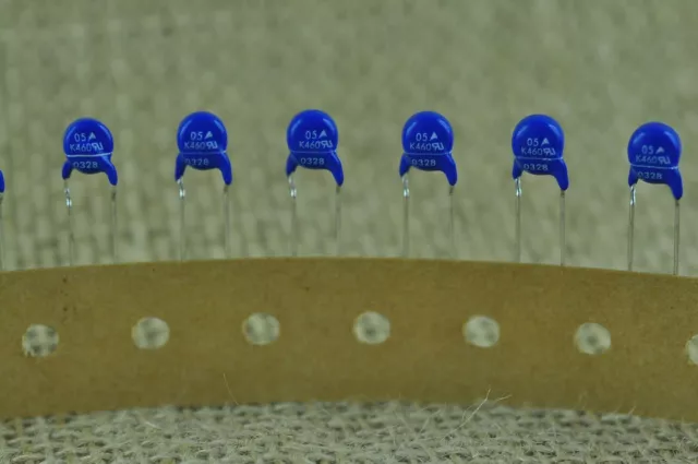 20 Stück EPCOS - Varistor S10K36 / ∅ 11 mm  35V AC, 45V DC Typ: B72210-S350 K101