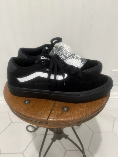 Mens New Vans Skateboarding Rowan. Black White. Size 13. New Spring Pro Shoe