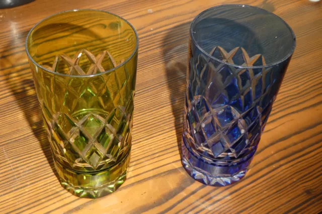 2 superbes verres gobelets en cristal de Baccarat Saint Louis Vert et Bleu 14 cm