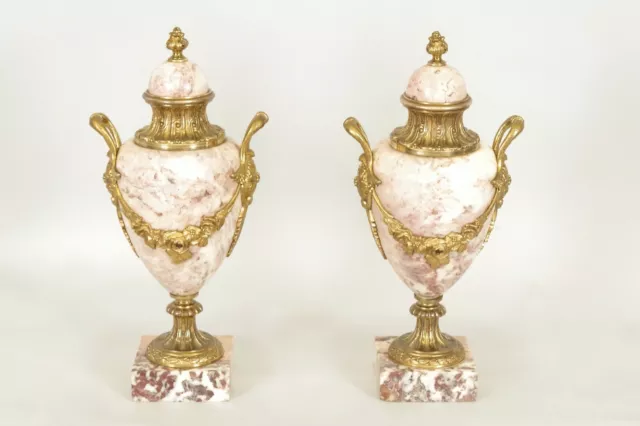 Paire de vases style Louis XVI bronze doré Napoléon III