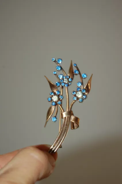 Magnifique ancienne broche bouquet de Myosotis ,petite fleurs bleues 7.2 cm