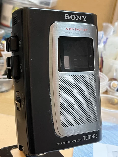 Two Sony Walkmans and a Sanyo Personal Cassette Player – Badgers Auctions