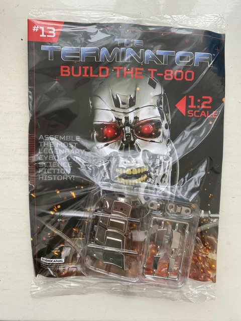 Terminator Build 1:2 SCALE HACHETTE Terminator Build The T-800 Endoskeleton Issue 13 ...