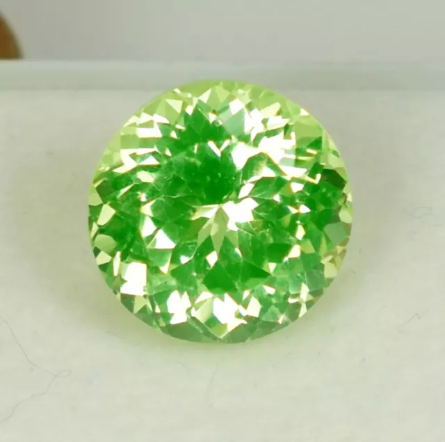 8,70 ct AAA Naturel Saphir Vert Clair GIE Certifié Pierre Précieuse En Vrac