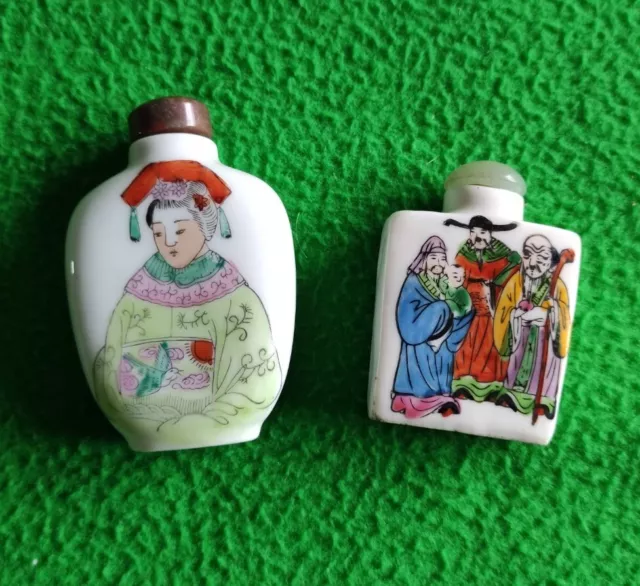 2 Chinese Snuff Bottle Bottles signed two sided hand painted