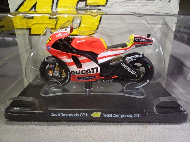 moto miniature de collection 1/18 Ducati Desmosedi GP11 46 WC2011
