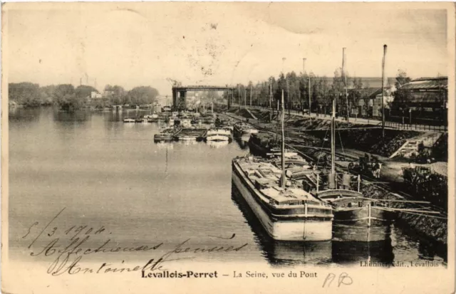 CPA LEVALLOIS-PERRET - La Seine vue du Pont (581769)