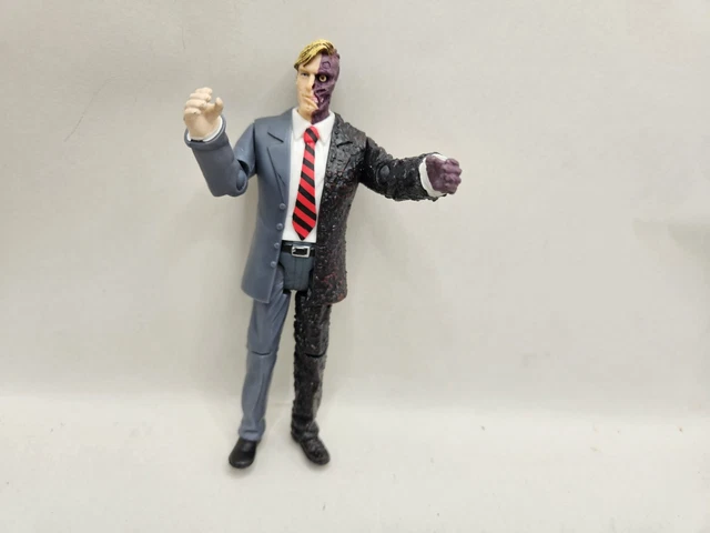 DC Comics Batman The Dark Knight Two Face Action Figure 5.5" NO COIN 2008