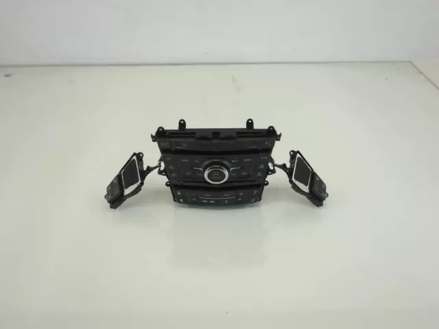 08 CADILLAC CTS Audio Radio Heat A/C Climate Control Panel 25881367 UAV KB6