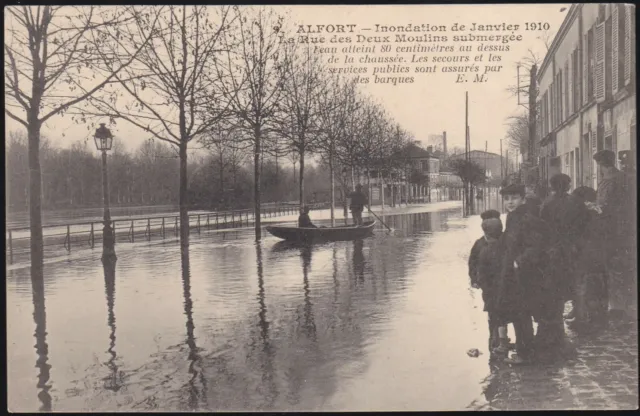 ALFORT 94 Inondation de Janvier 1910 Rue des Deux Moulins CPA animée Éd. Malcuit